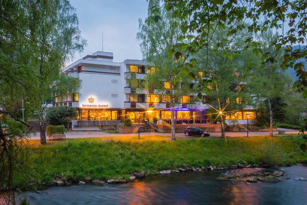 Kronen Hotel 바드리에벤젤 외부 사진